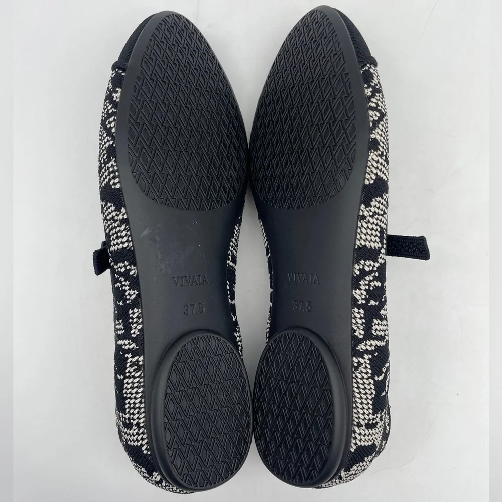 VIVAIA Mary Jane Tamia Almond Toe Black Lace - Picture 11 of 13
